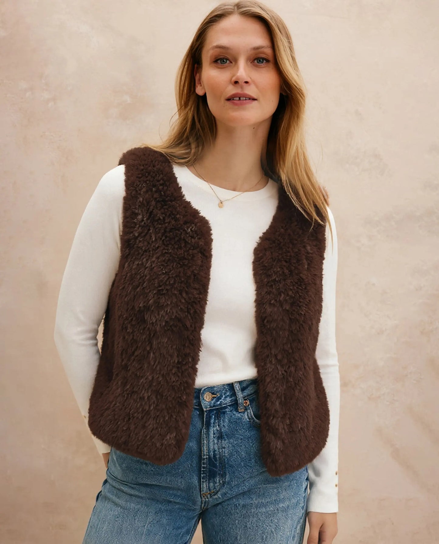 MODÈLE VESTE SANS MANCHES FEMME BOBBY