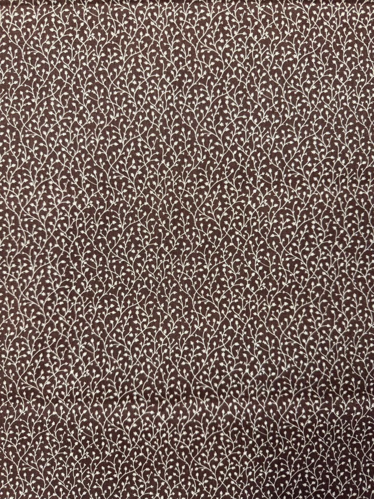 Tissu Marron chocolat Branchages fleuris – 1,50 x 1,10 m