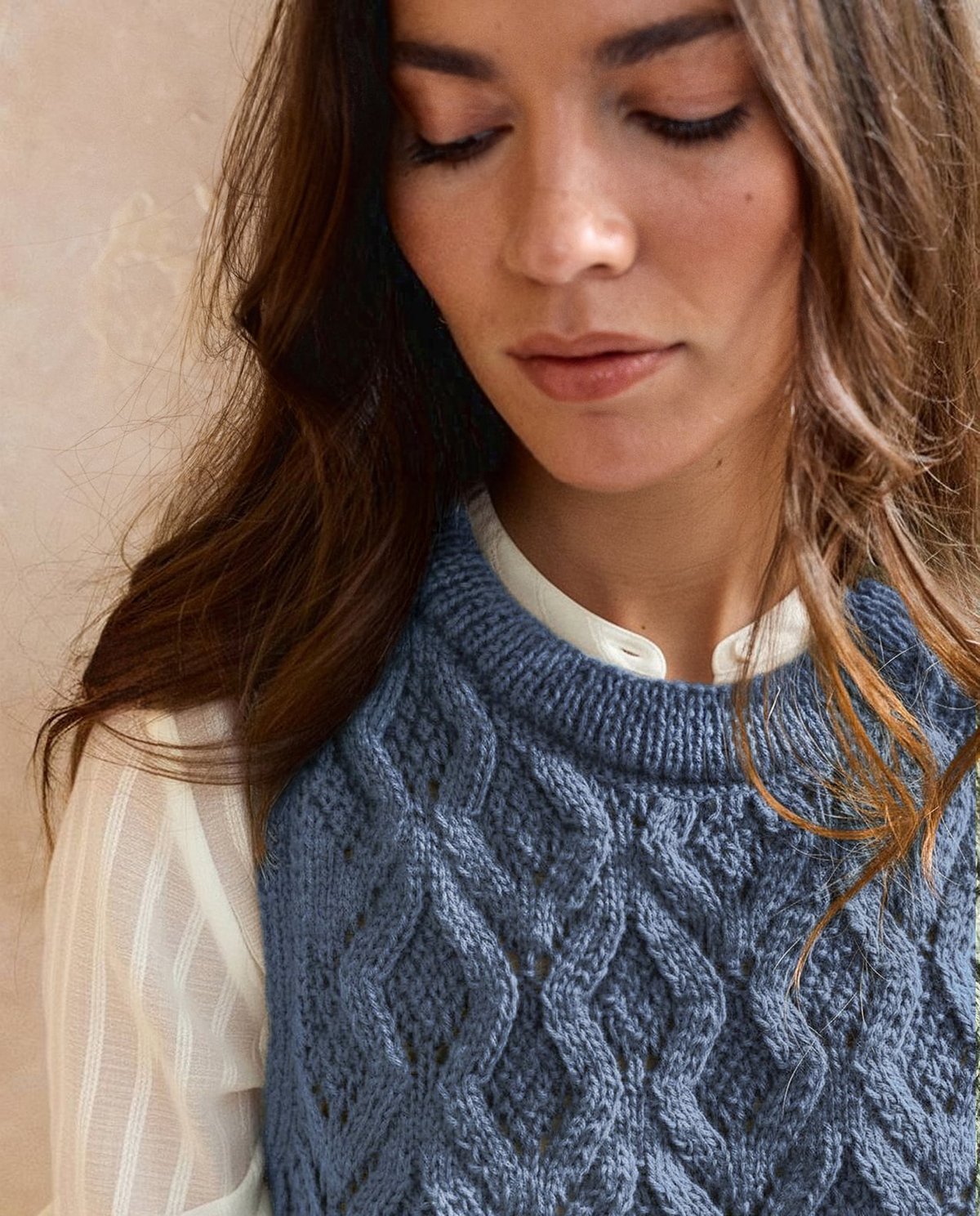 MODÈLE PULL SANS MANCHES FEMME CHARLY