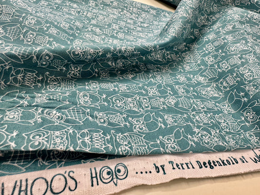 Tissu Who’s Hoo Hiboux Bleu canard – 0,80 x 1,10 m
