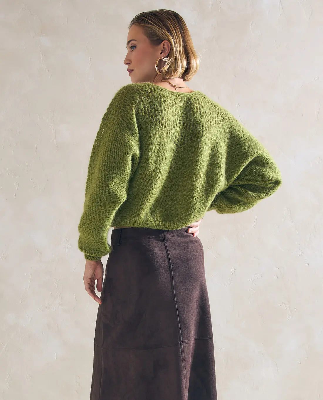 MODÈLE PULL MANCHES LONGUES CARLA