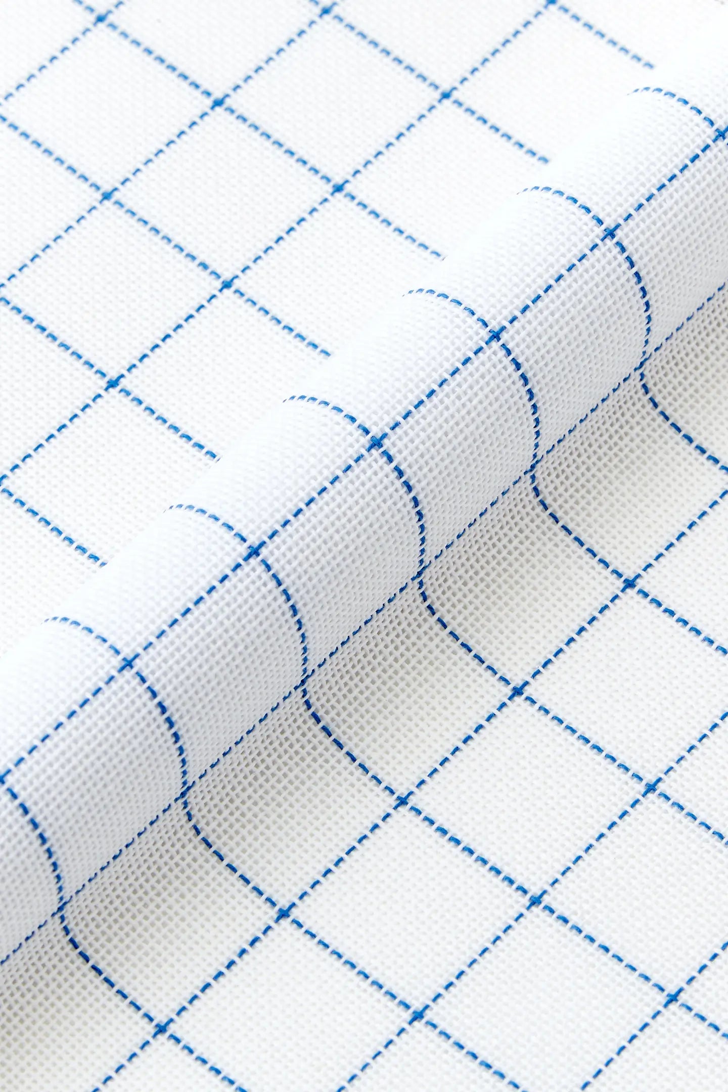Toile tire-fils