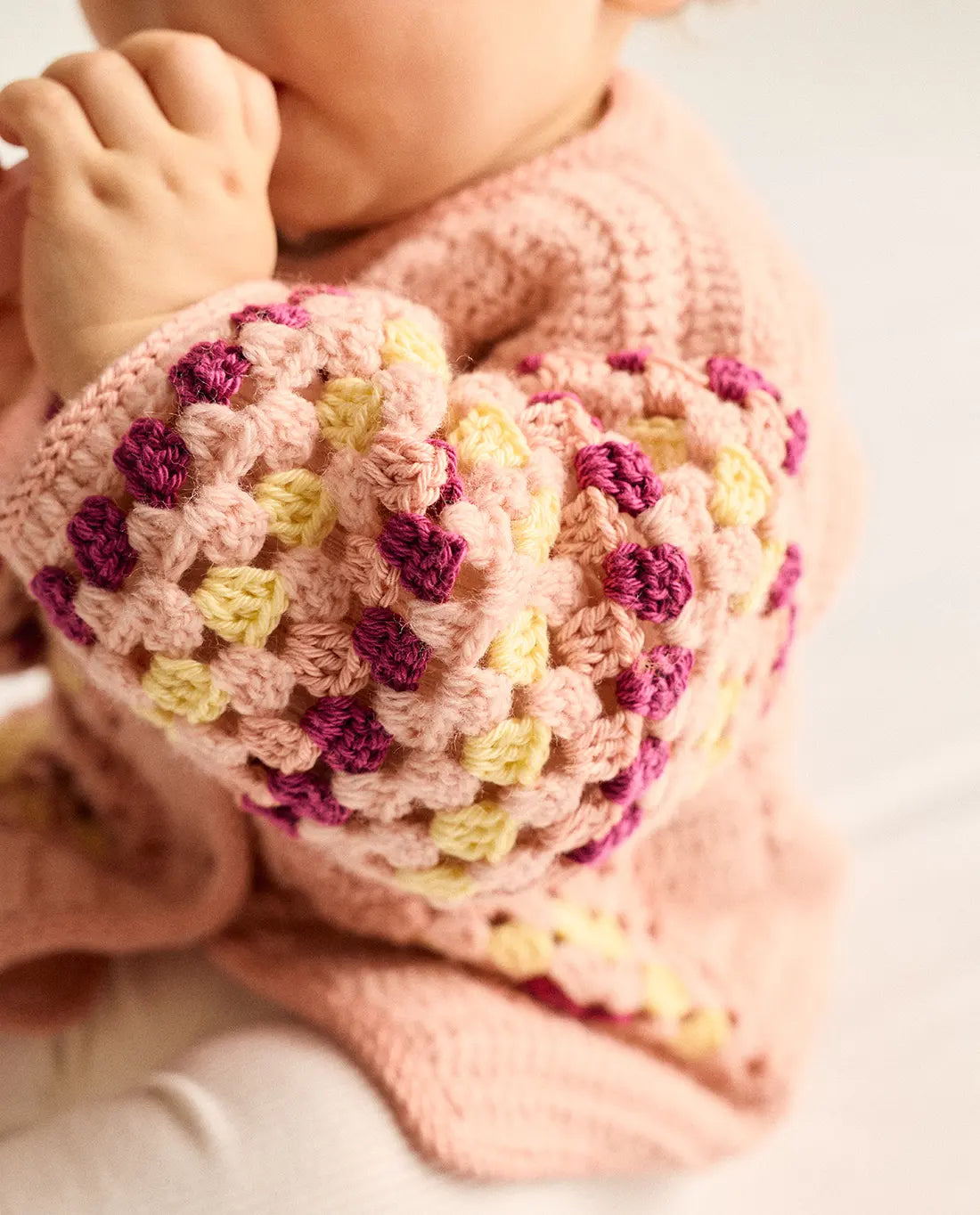 MODÈLE LAYETTE GILET LOLA